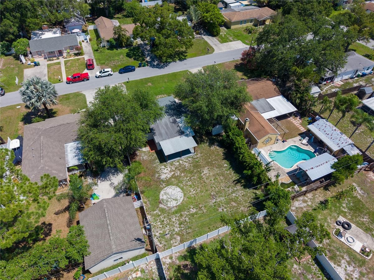 3906 BAY VISTA AVENUE — photo 40 of 41