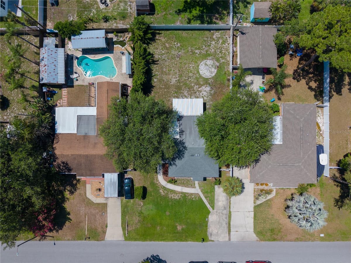 3906 BAY VISTA AVENUE — photo 39 of 41