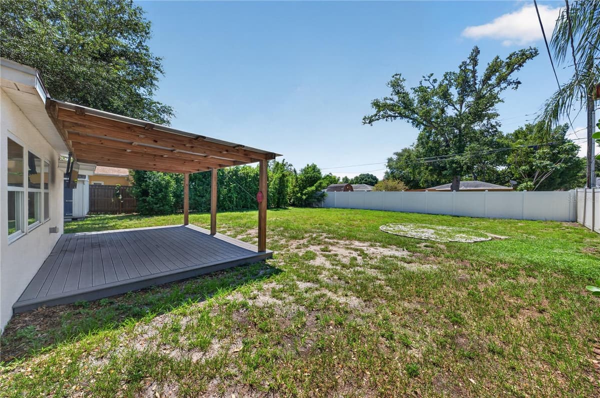 3906 BAY VISTA AVENUE — photo 32 of 41