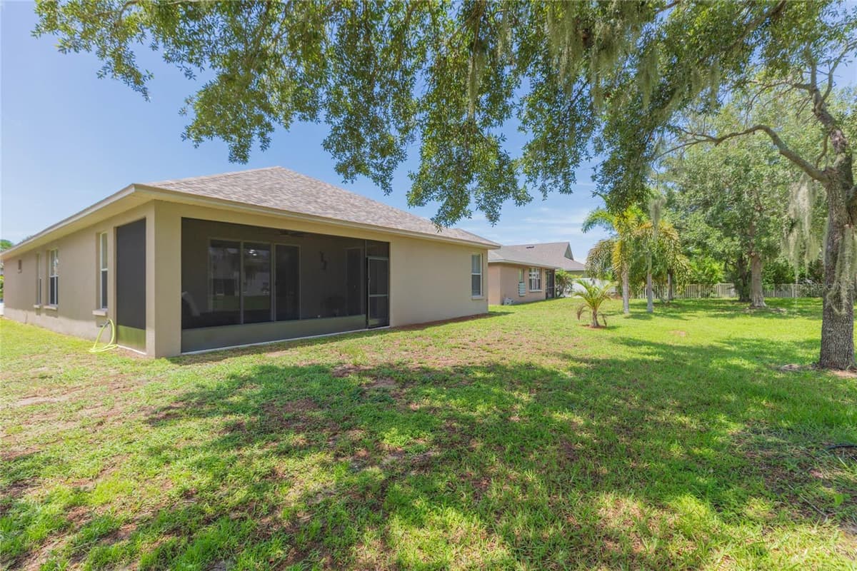 1615 BONITA BLUFF COURT — photo 37 of 46