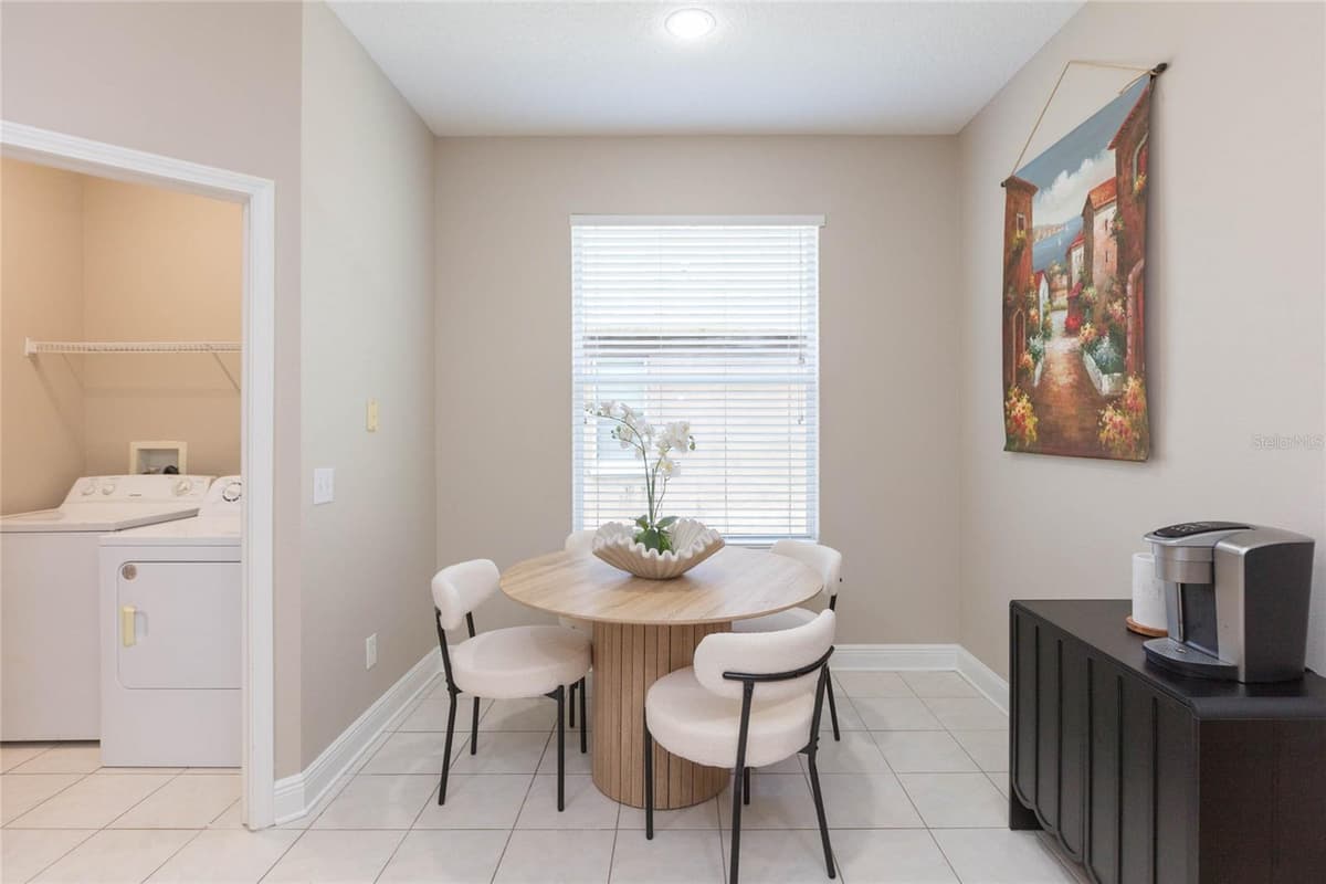 1615 BONITA BLUFF COURT — photo 16 of 46