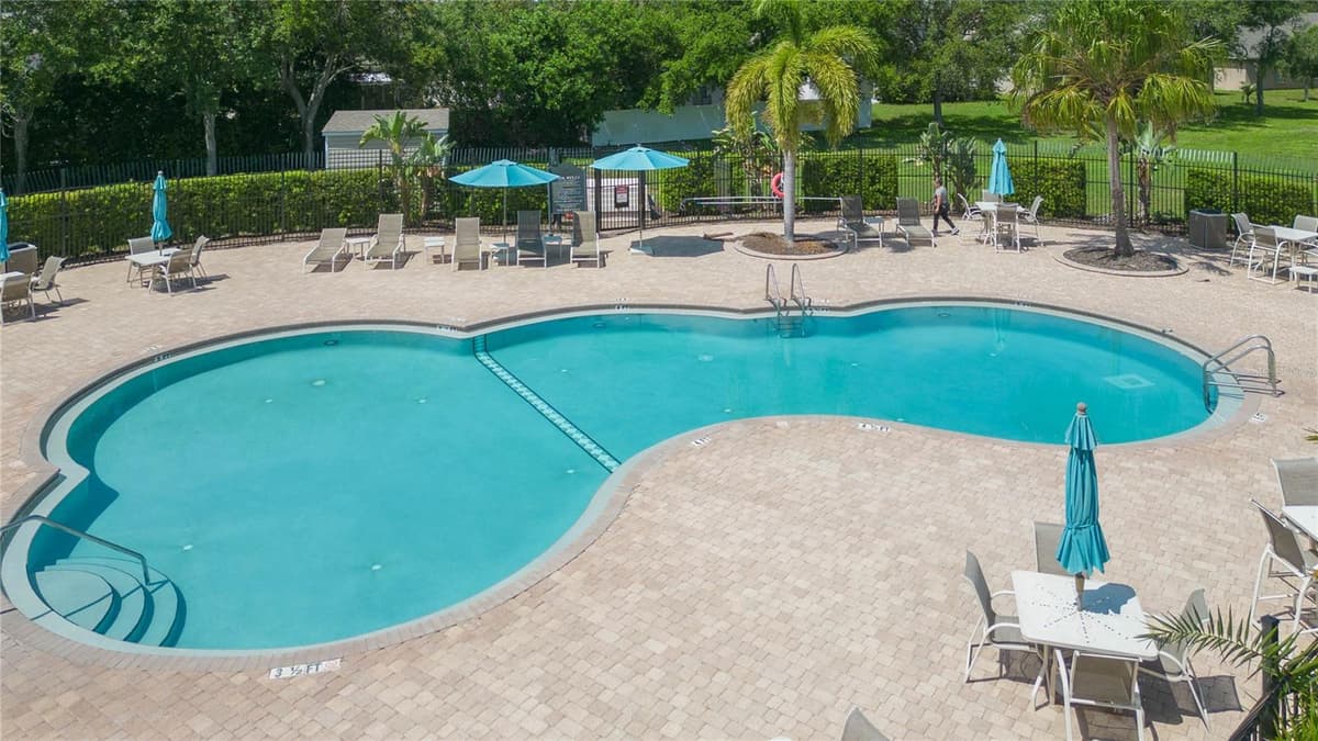1615 BONITA BLUFF COURT — photo 42 of 46