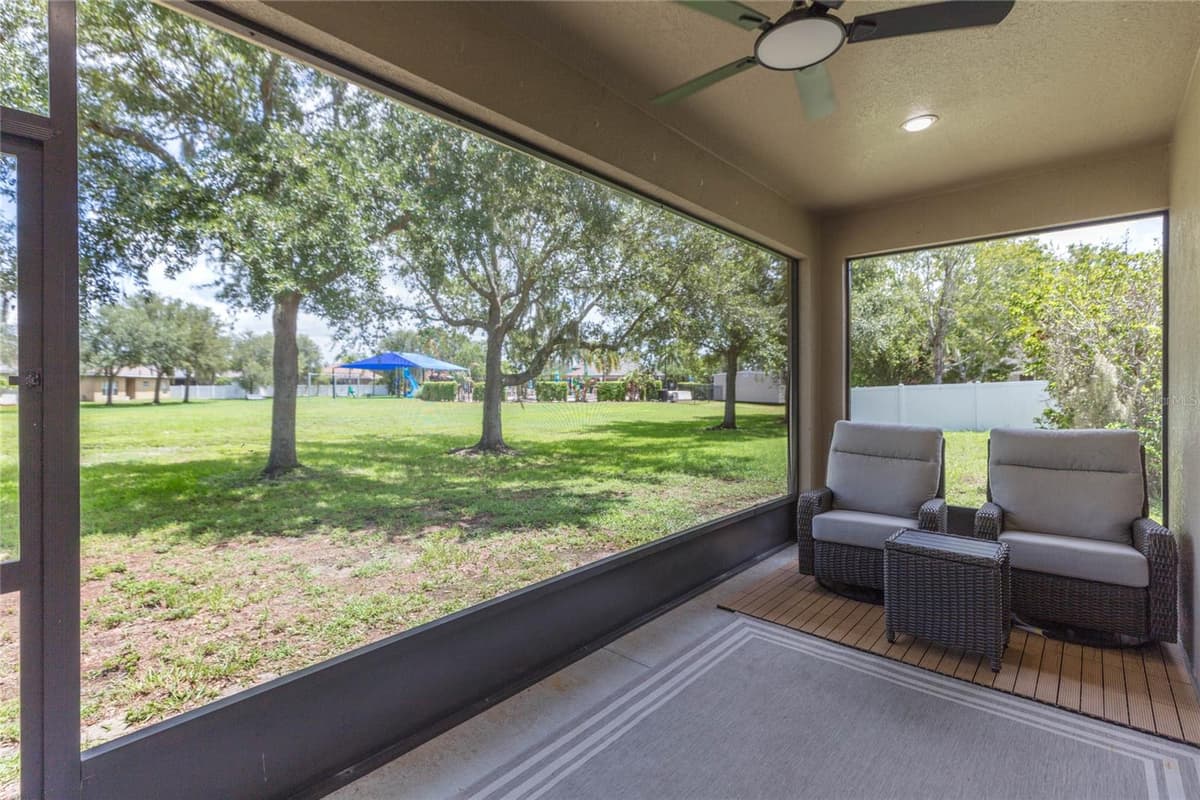 1615 BONITA BLUFF COURT — photo 33 of 46