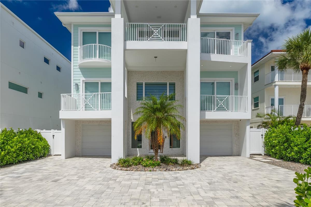 34 GULF BOULEVARD — photo 11 of 93