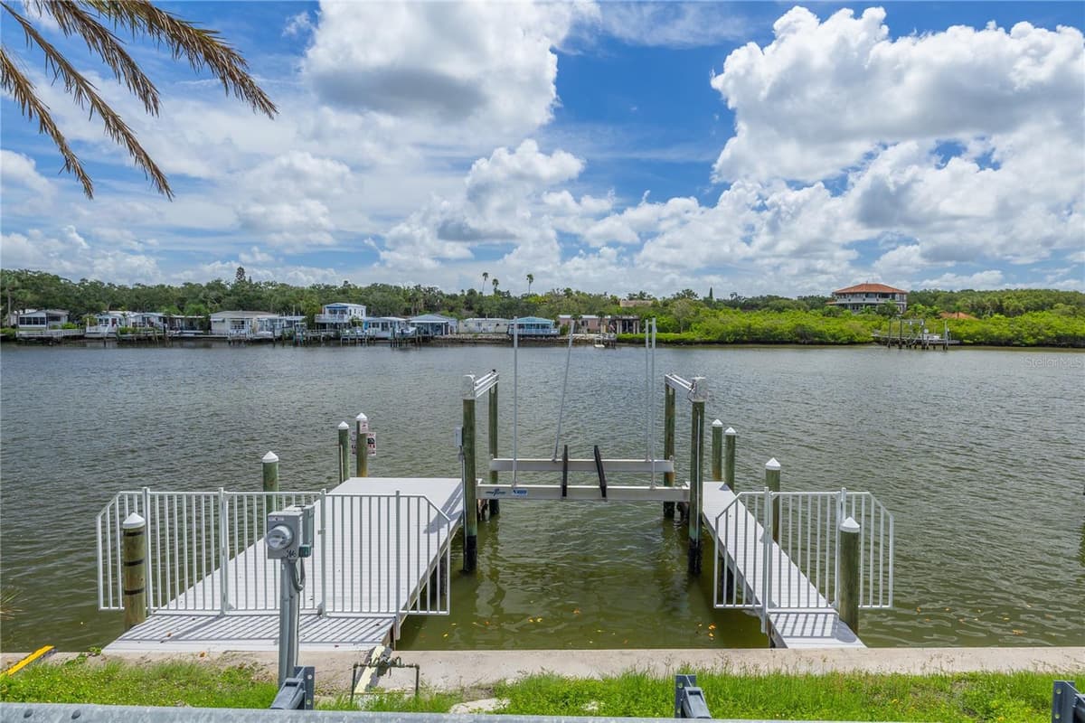 34 GULF BOULEVARD — photo 81 of 93
