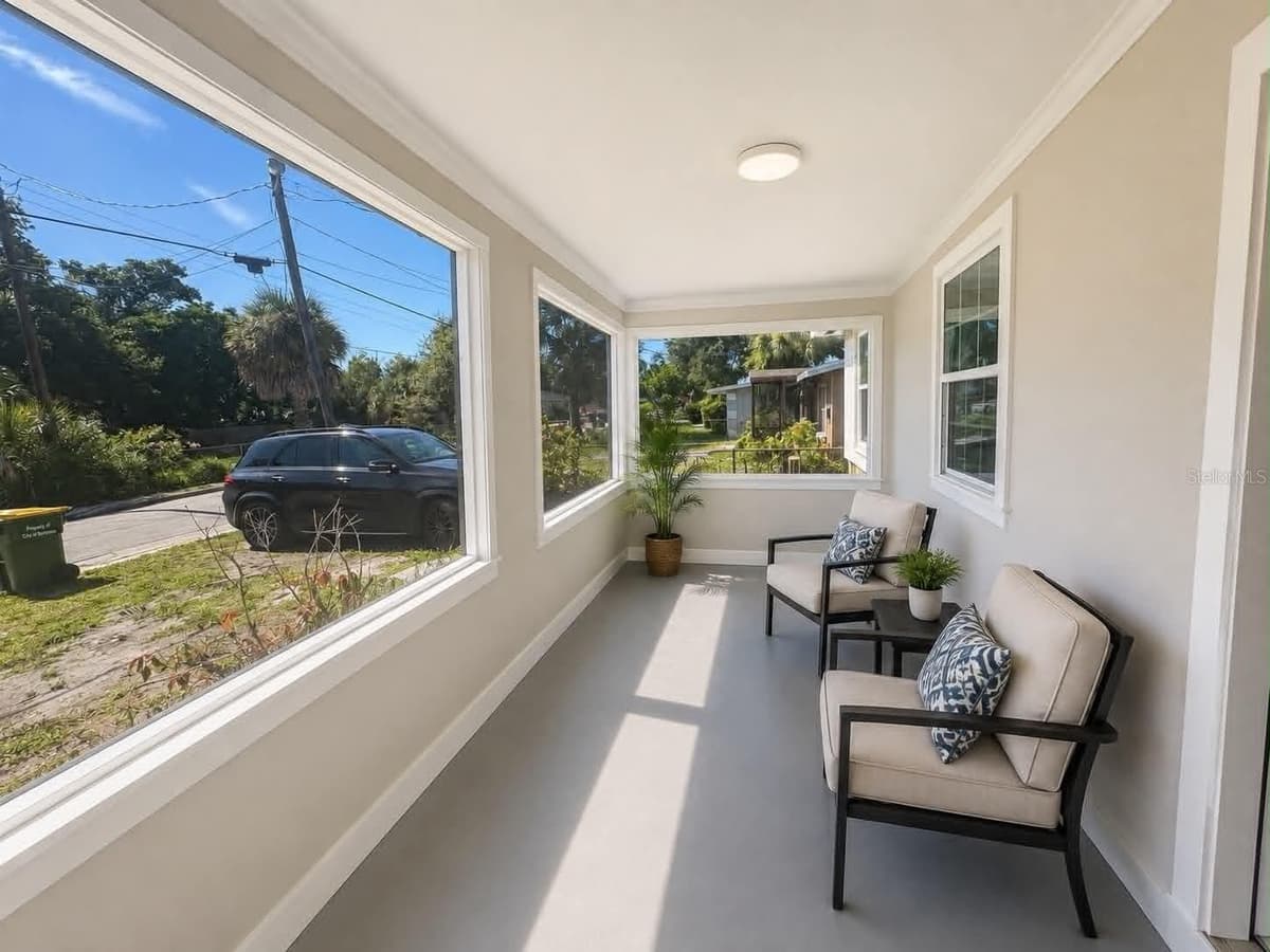 2509 DIXIE AVENUE — photo 3 of 15