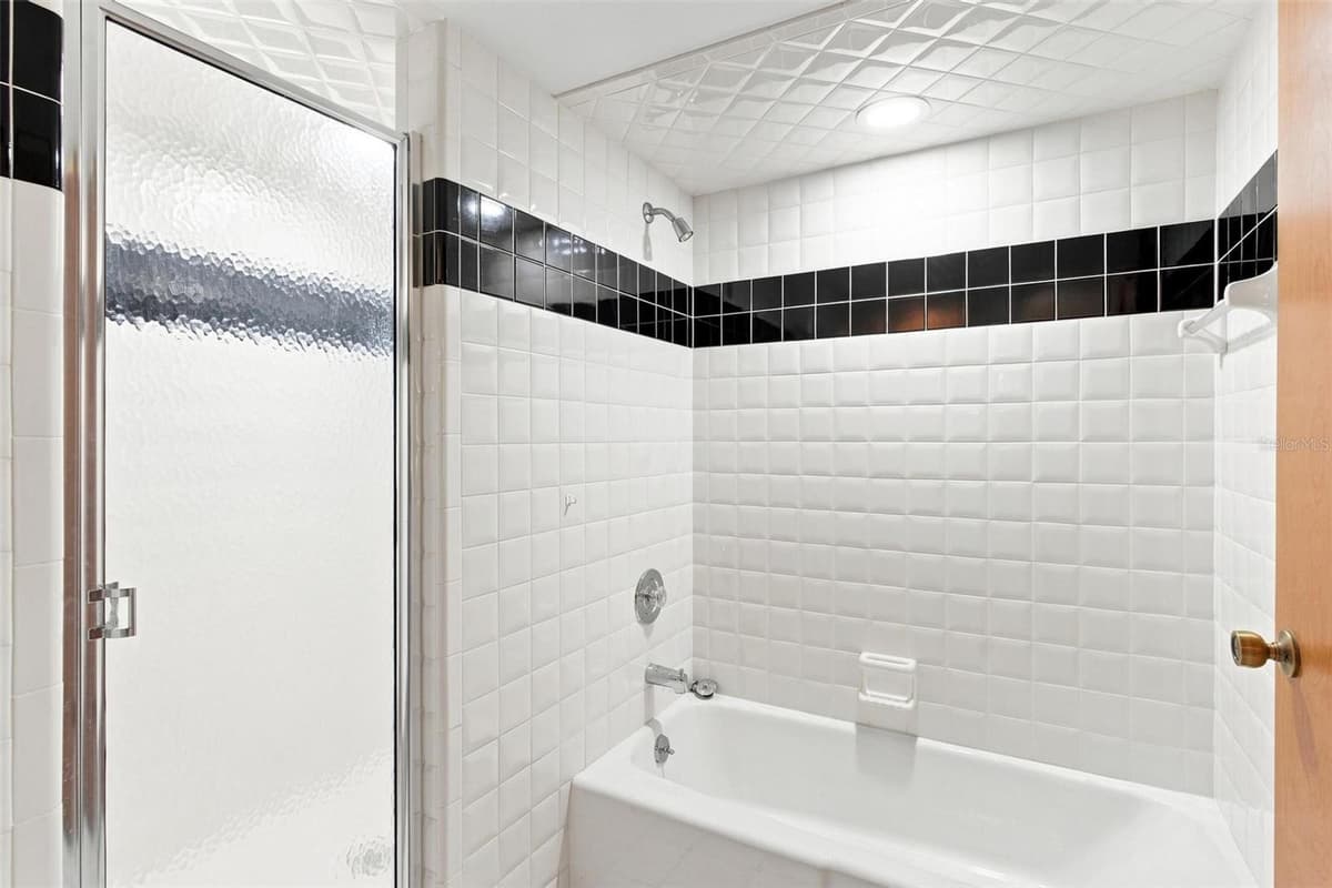 39023 LAKE BURNS ROAD — photo 33 of 65