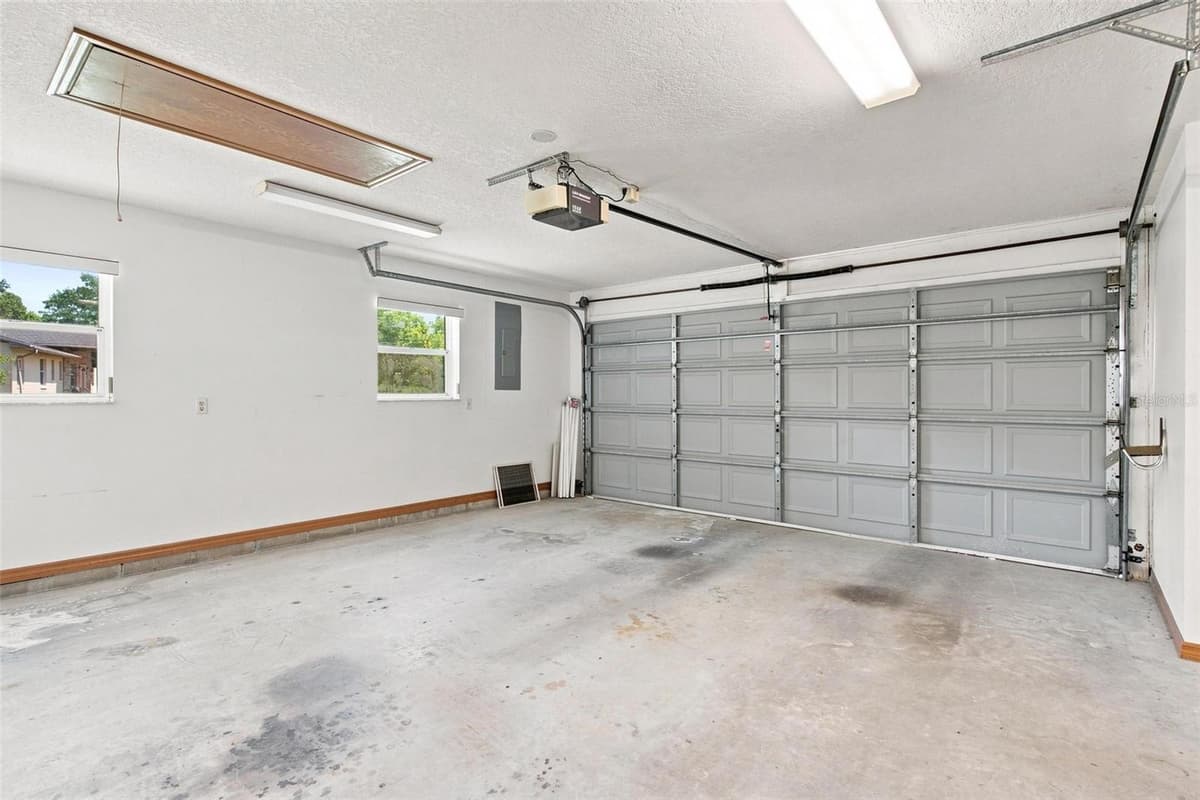 39023 LAKE BURNS ROAD — photo 41 of 65