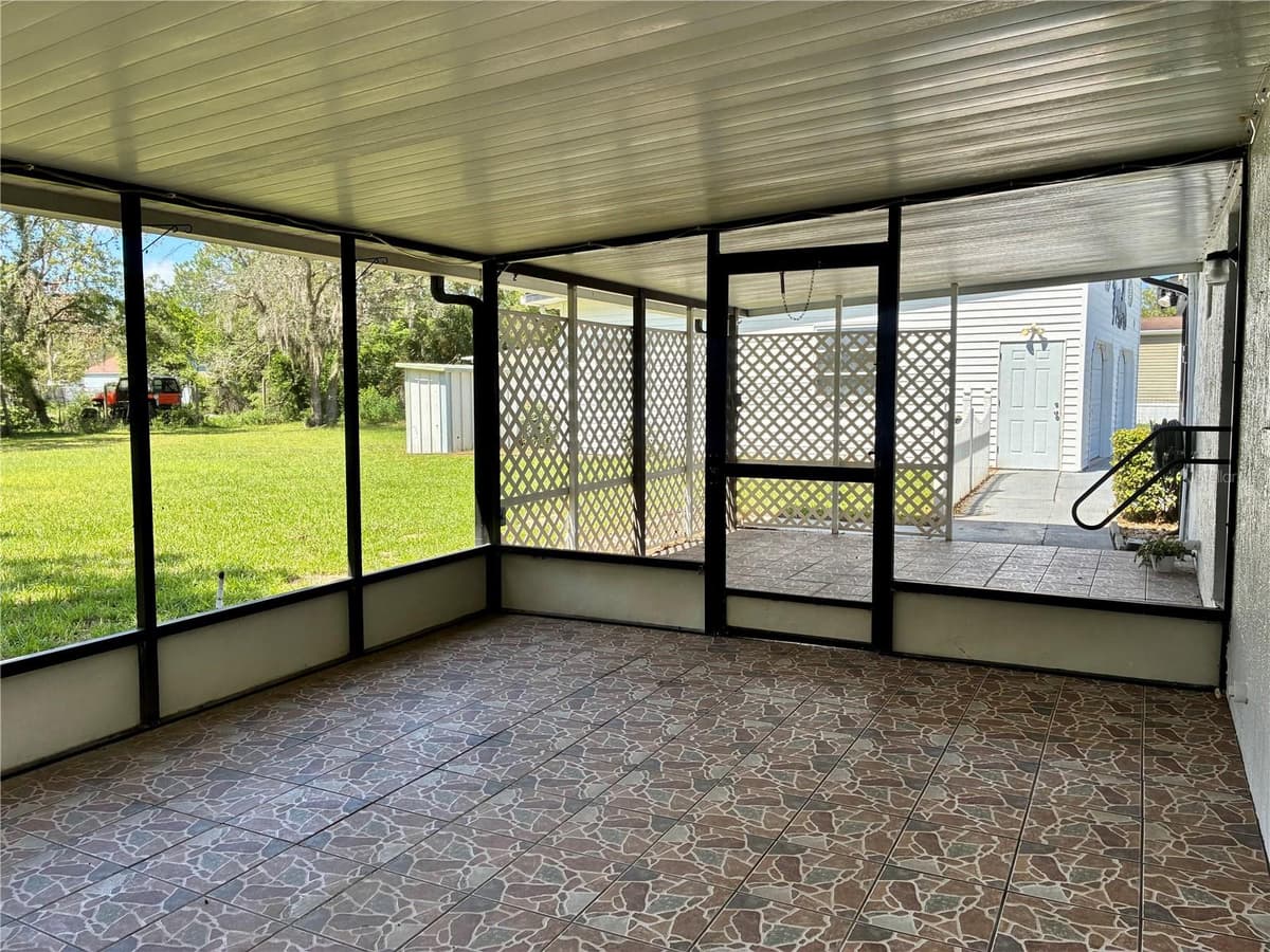 17620 CHORVAT AVENUE — photo 19 of 57