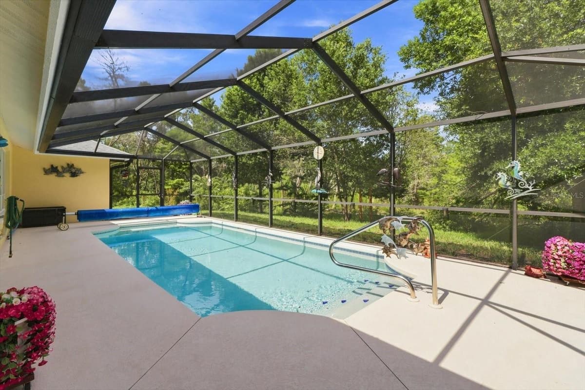 6 DUSTY MILLER COURT — photo 35 of 48