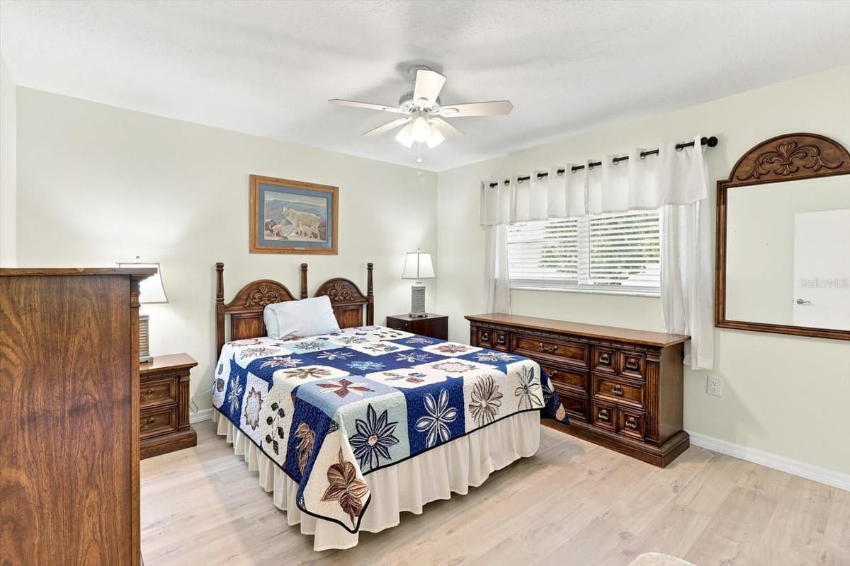 6 DUSTY MILLER COURT — photo 25 of 48