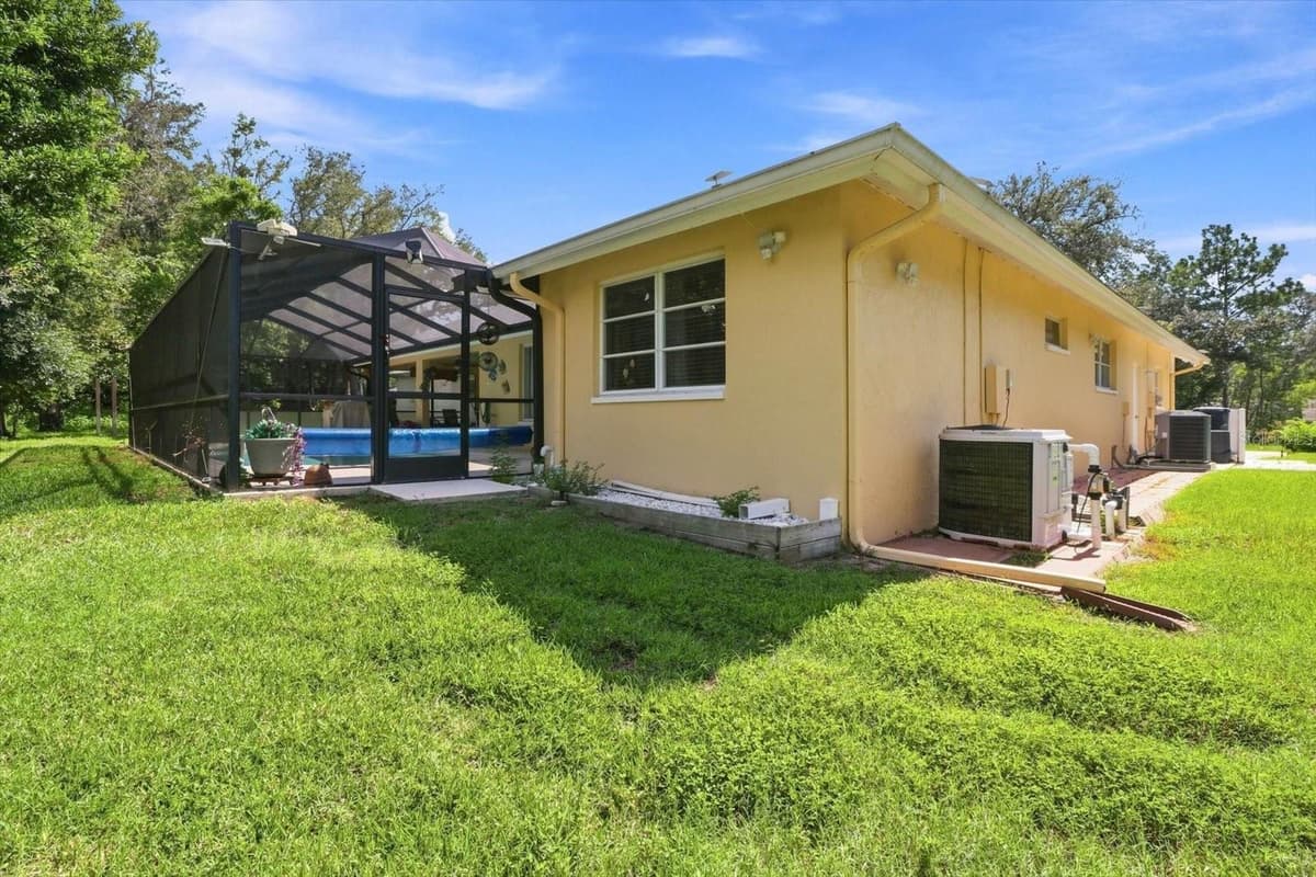 6 DUSTY MILLER COURT — photo 39 of 48