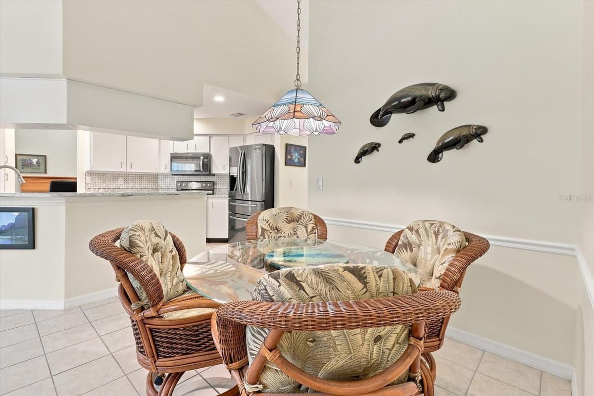 6 DUSTY MILLER COURT — photo 21 of 48