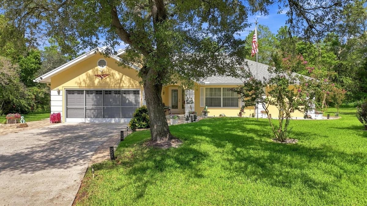 6 DUSTY MILLER COURT — photo 40 of 48