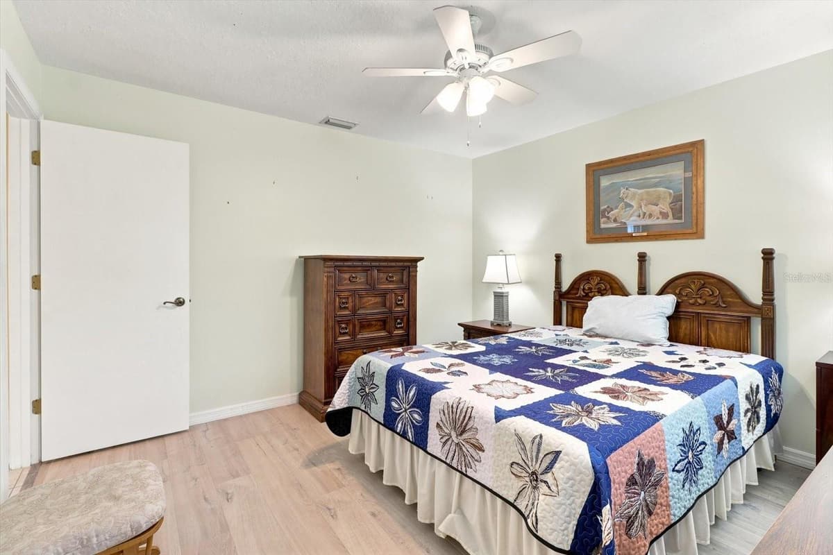 6 DUSTY MILLER COURT — photo 26 of 48
