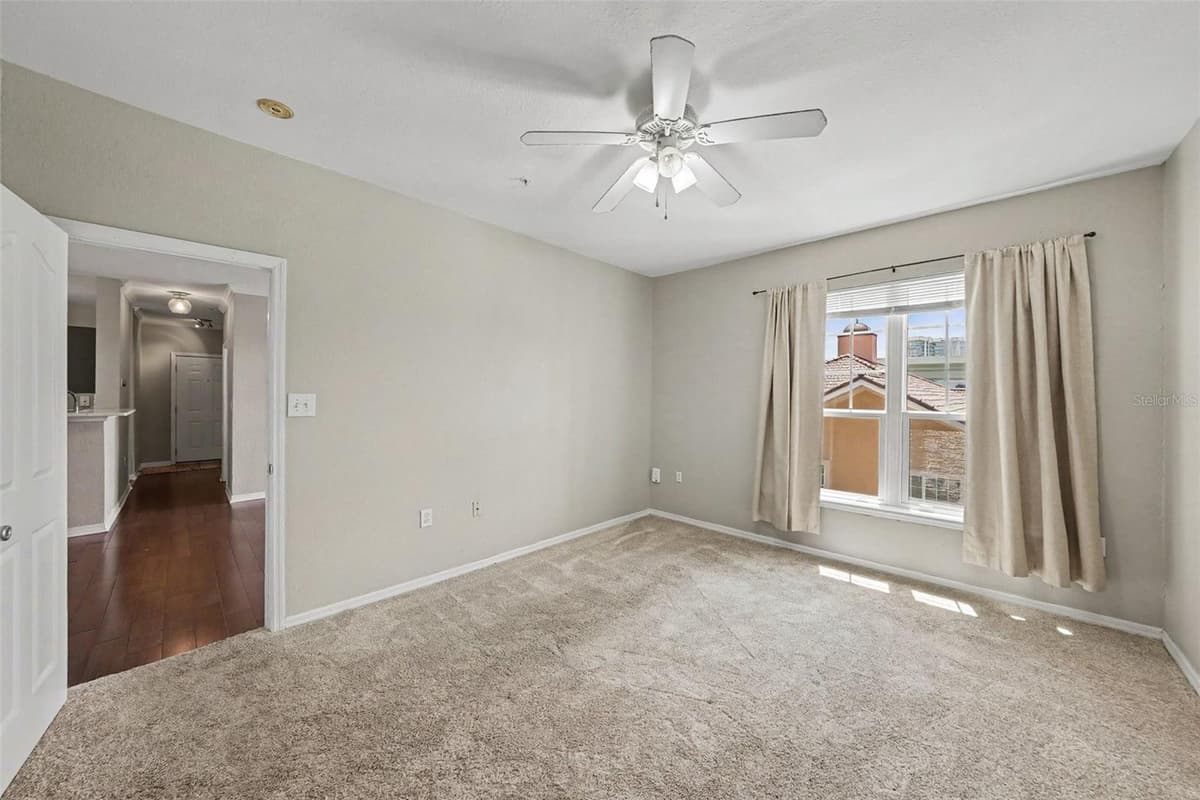 5000 CULBREATH KEY WAY — photo 13 of 32