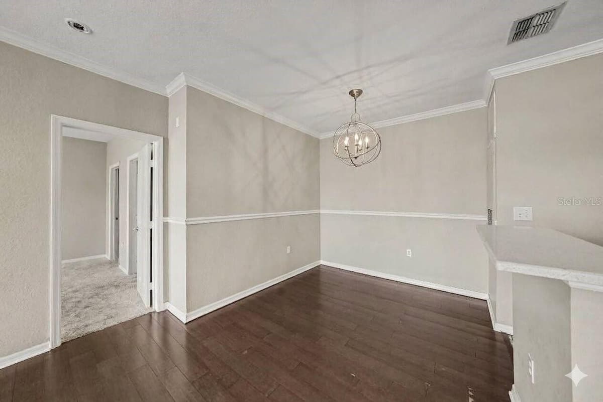 5000 CULBREATH KEY WAY — photo 5 of 32