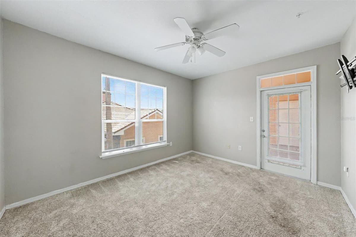 5000 CULBREATH KEY WAY — photo 18 of 32
