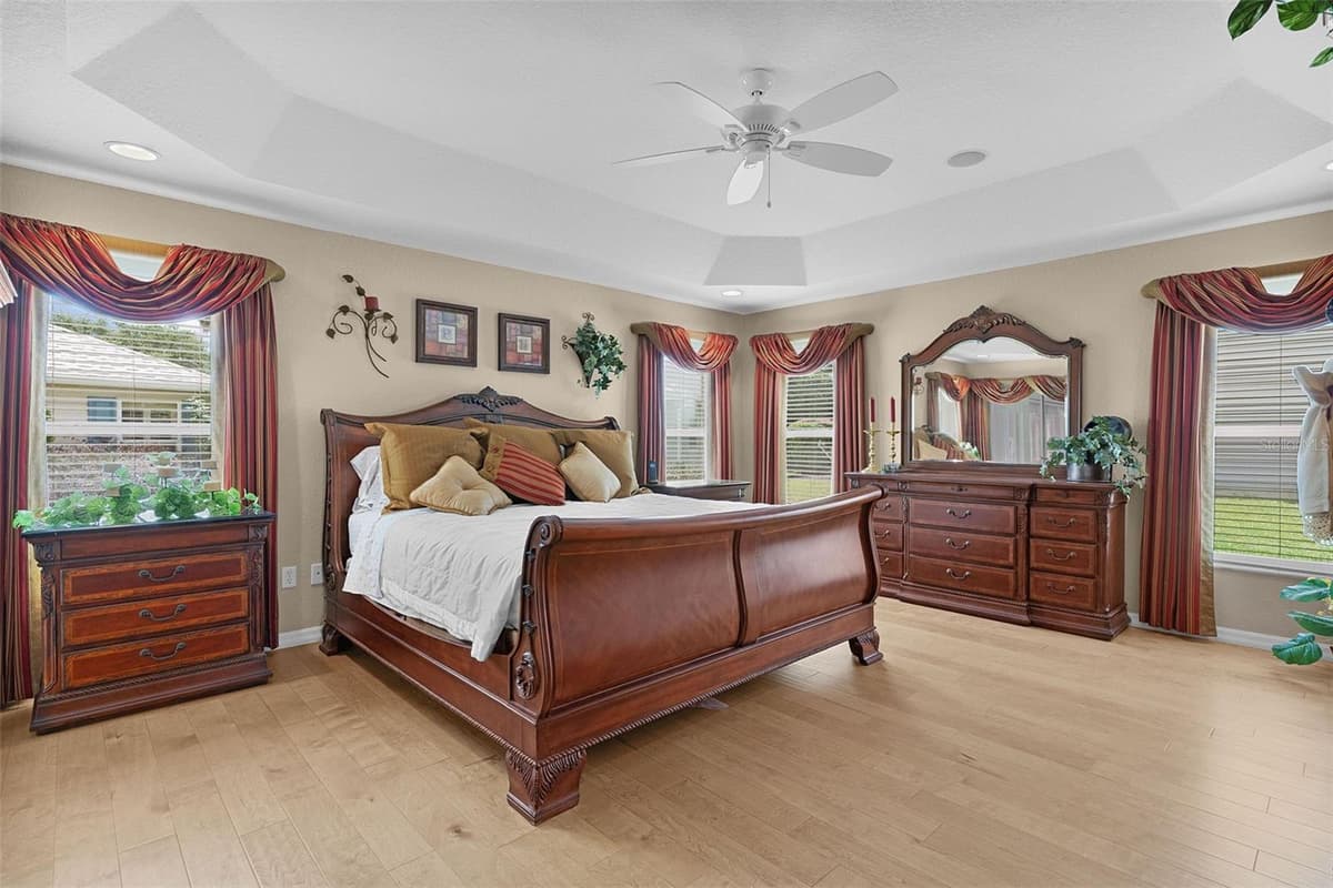 1652 ZANZIBAR PLACE — photo 26 of 46