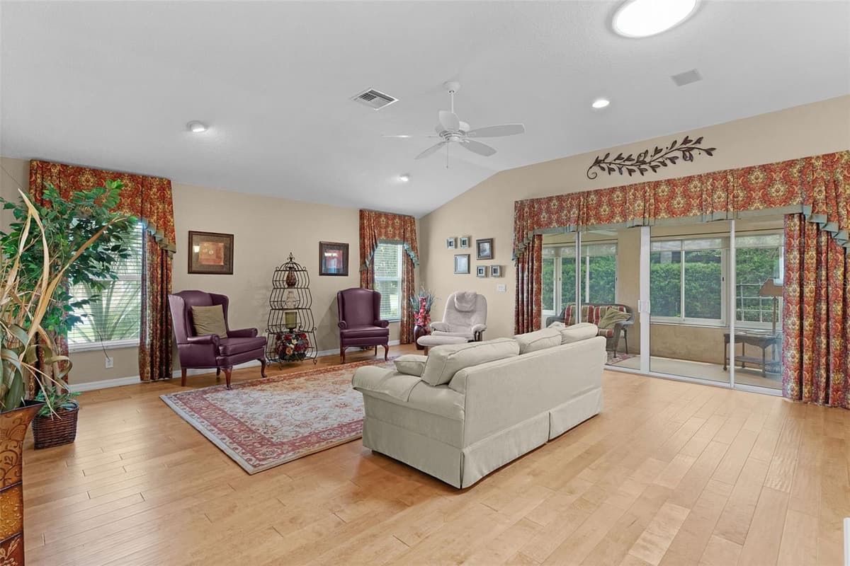 1652 ZANZIBAR PLACE — photo 43 of 46