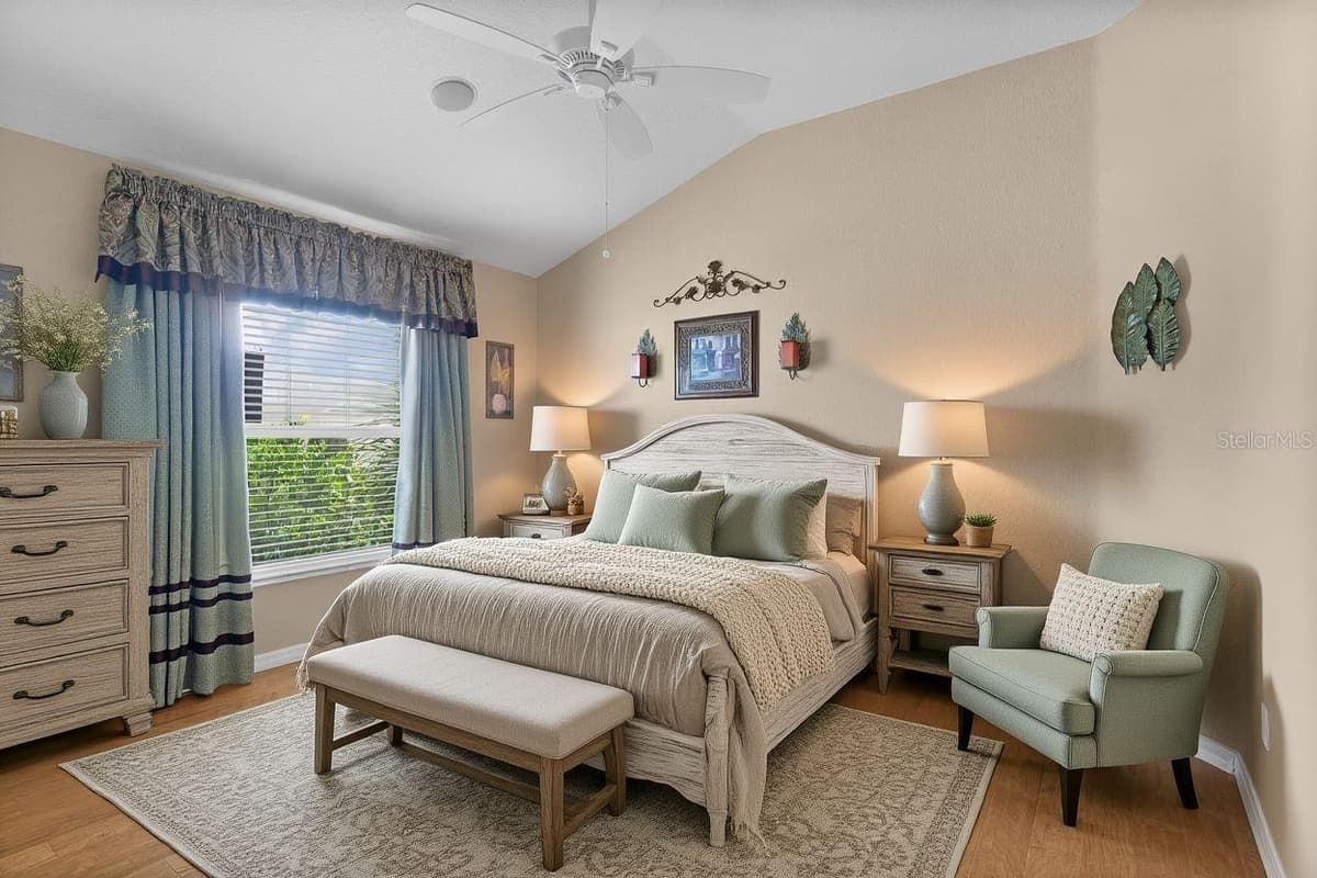 1652 ZANZIBAR PLACE — photo 24 of 46