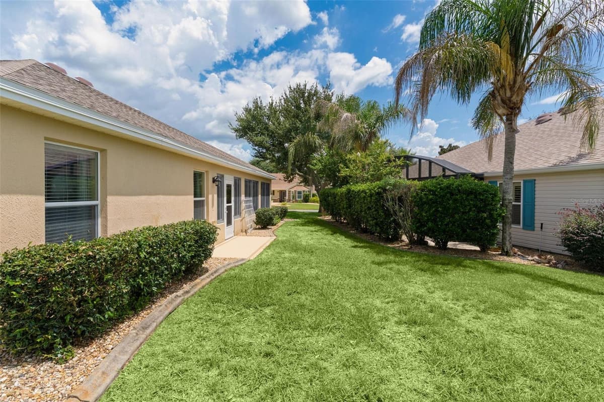1652 ZANZIBAR PLACE — photo 5 of 46