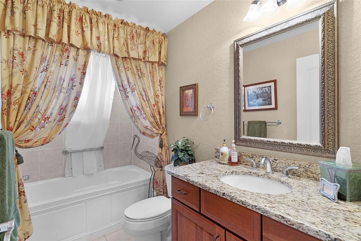 1652 ZANZIBAR PLACE — photo 25 of 46