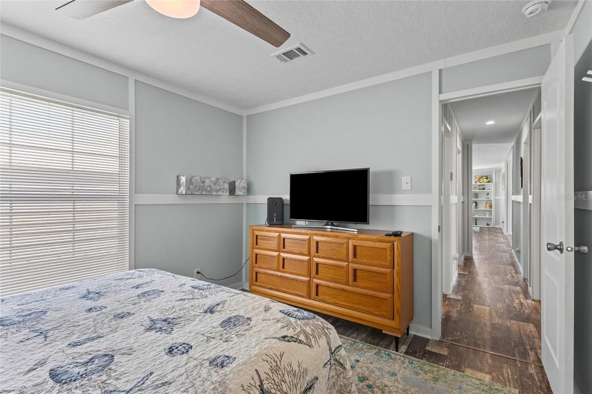 892 GRADO DRIVE — photo 15 of 22