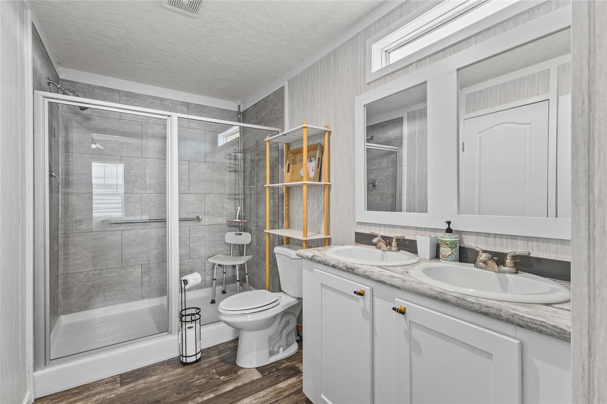 892 GRADO DRIVE — photo 16 of 22