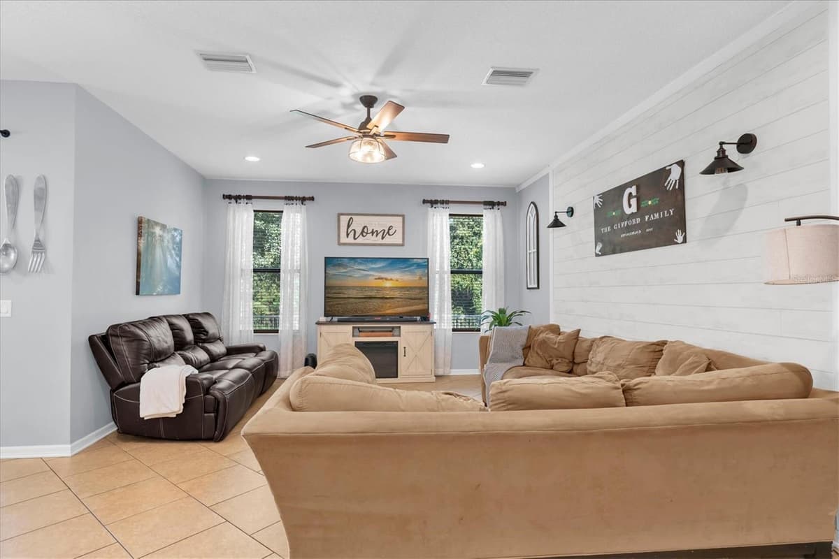 1307 KETZAL DRIVE — photo 15 of 55