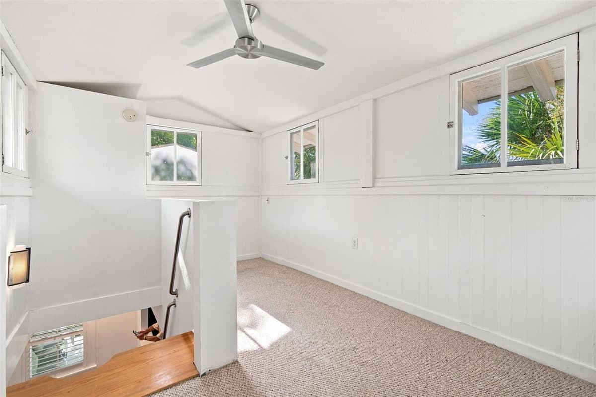 719 BUNGALOW TERRACE — photo 40 of 46