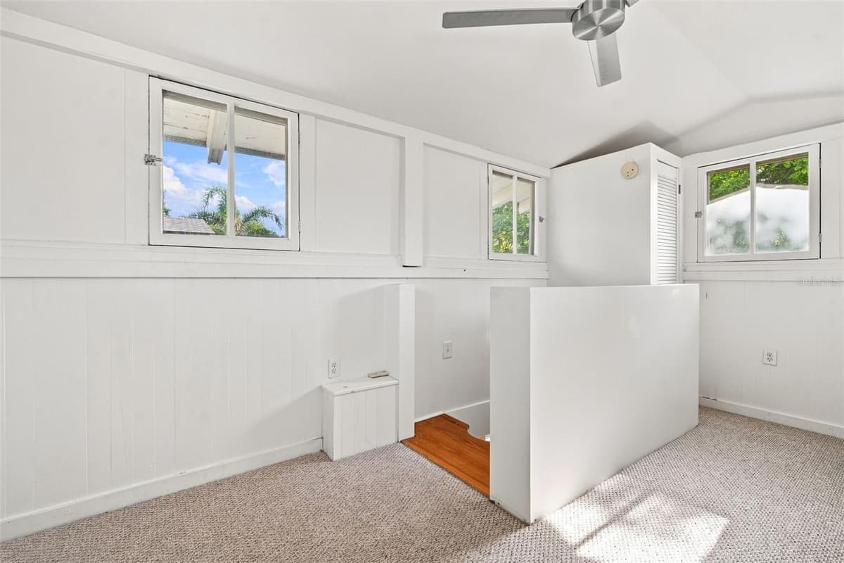 719 BUNGALOW TERRACE — photo 41 of 46