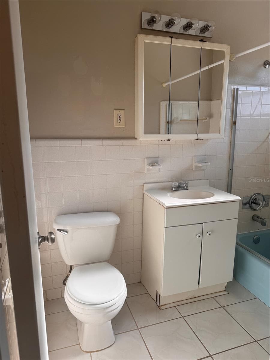 21922 HERNANDO AVENUE — photo 21 of 26