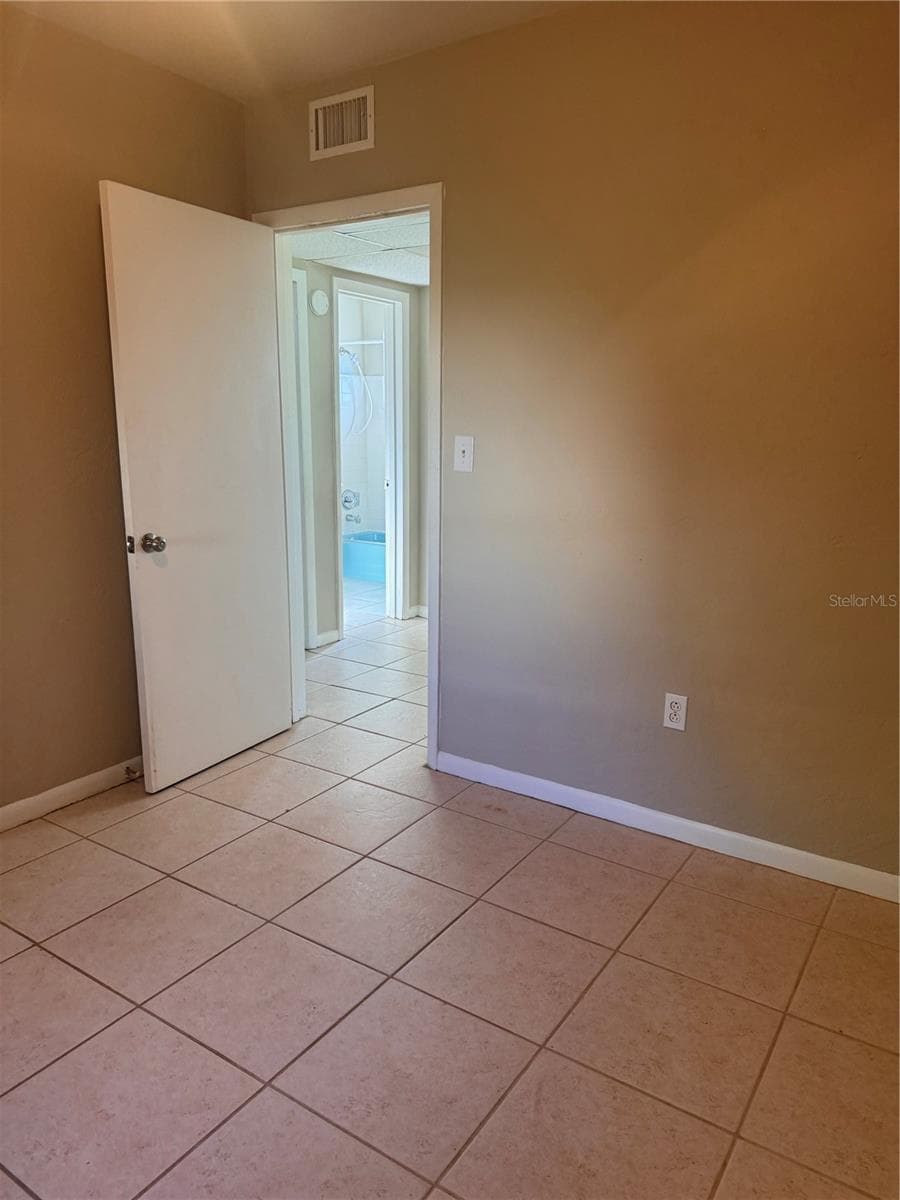 21922 HERNANDO AVENUE — photo 24 of 26