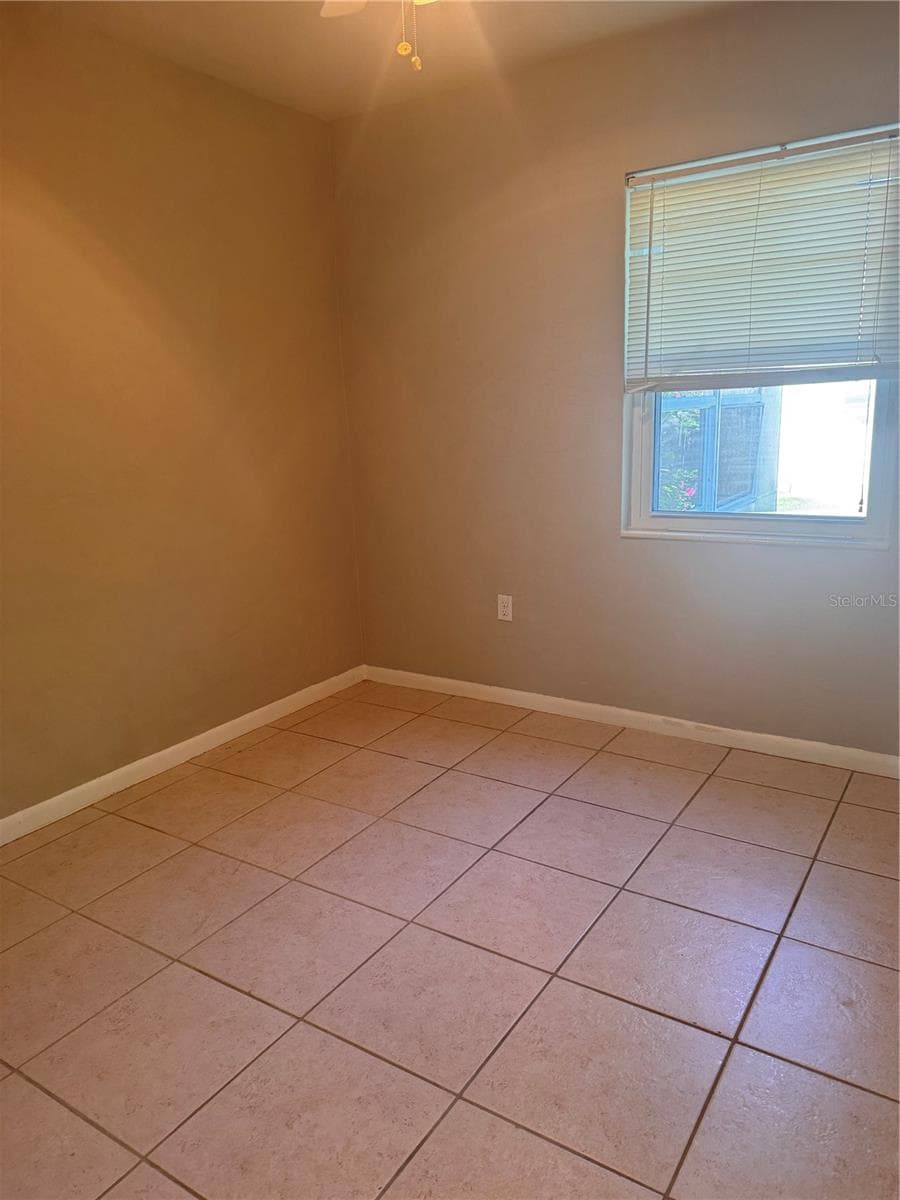 21922 HERNANDO AVENUE — photo 23 of 26