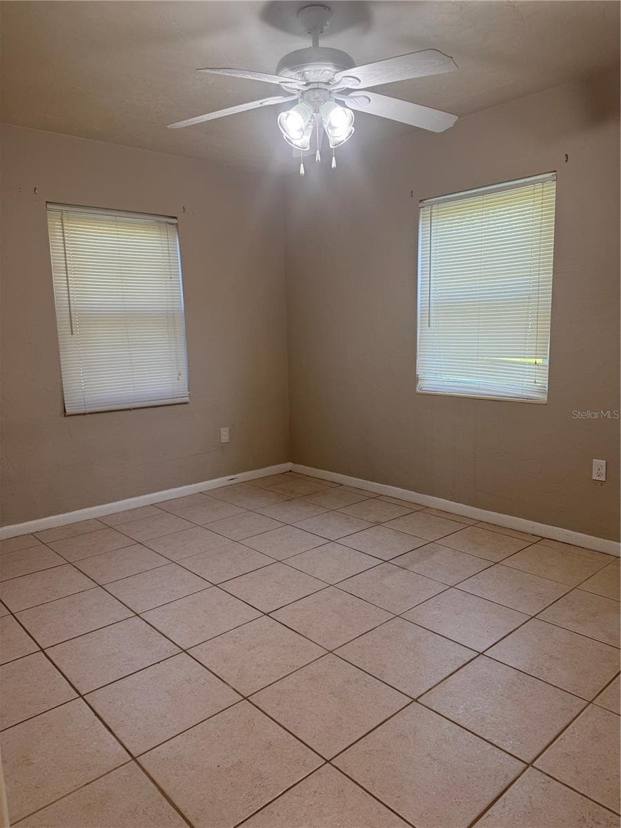 21922 HERNANDO AVENUE — photo 20 of 26