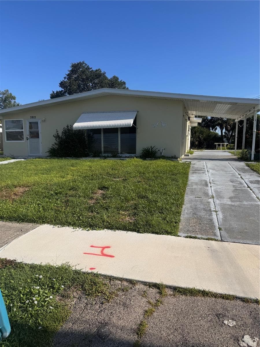 21922 HERNANDO AVENUE — photo 2 of 26