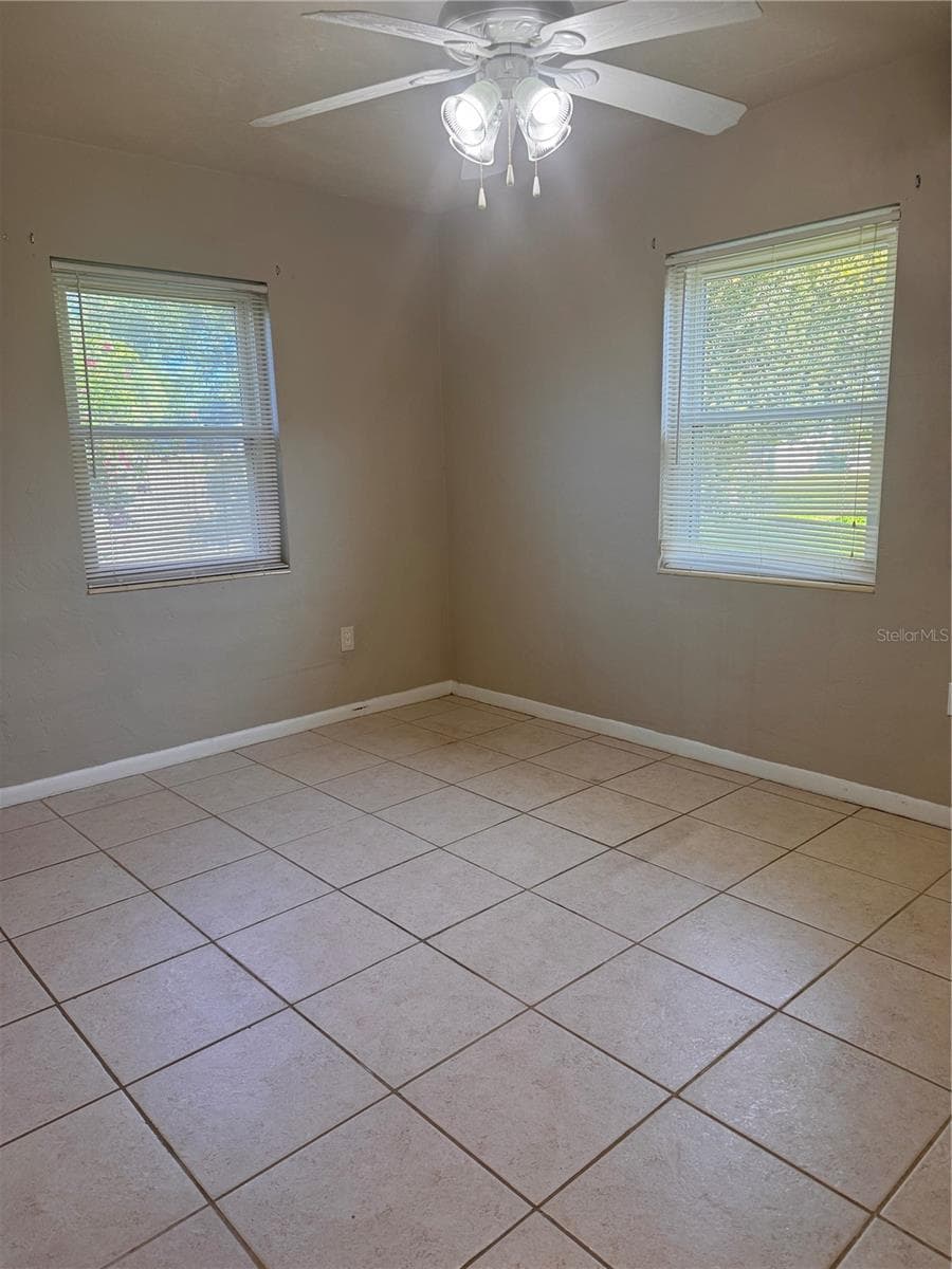 21922 HERNANDO AVENUE — photo 17 of 26