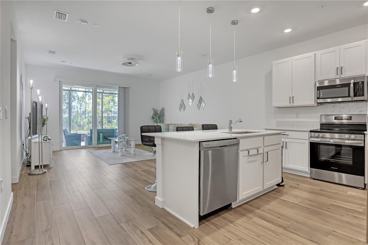 2066 CERULEAN DRIVE — photo 6 of 31