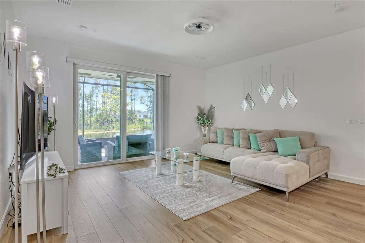2066 CERULEAN DRIVE — photo 7 of 31