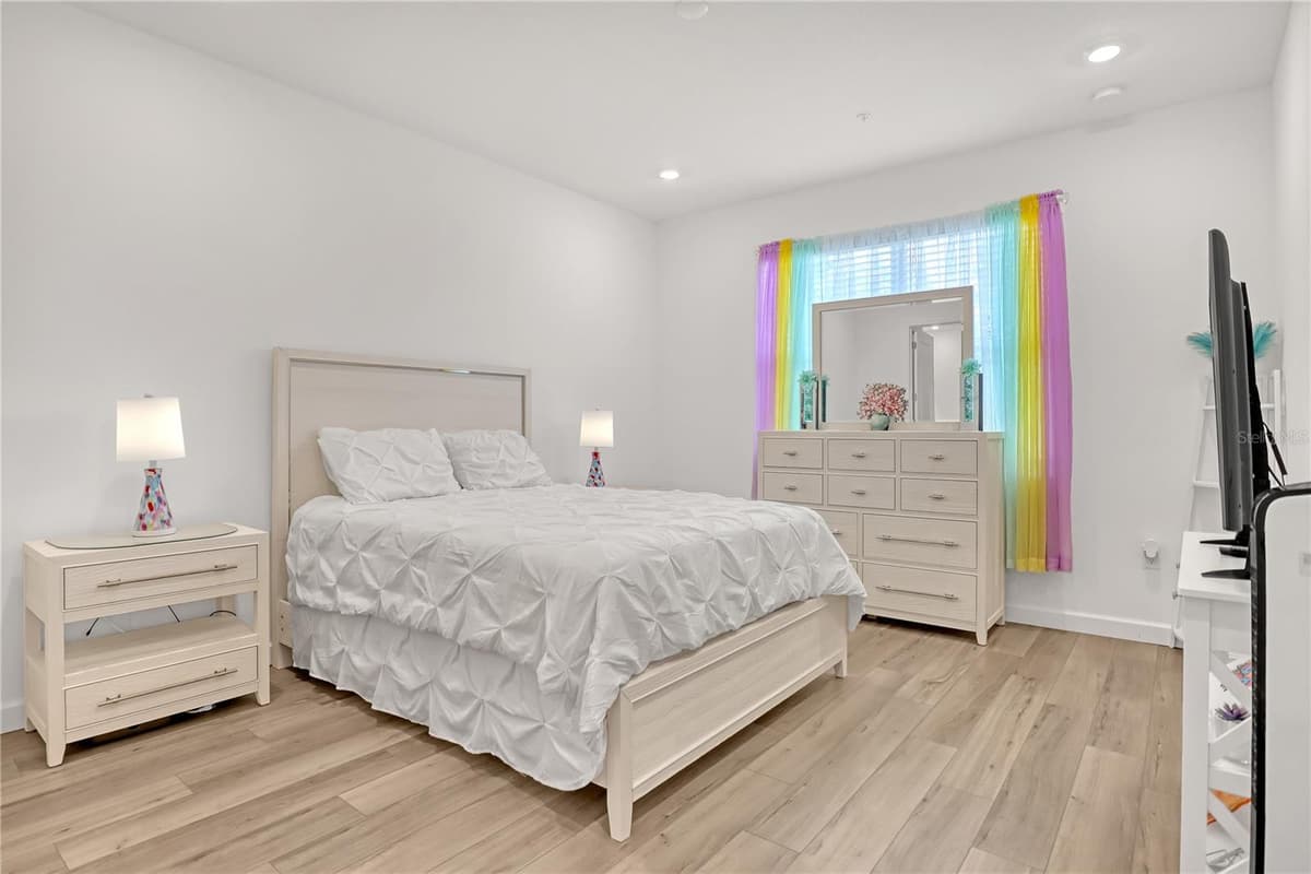 2066 CERULEAN DRIVE — photo 15 of 31