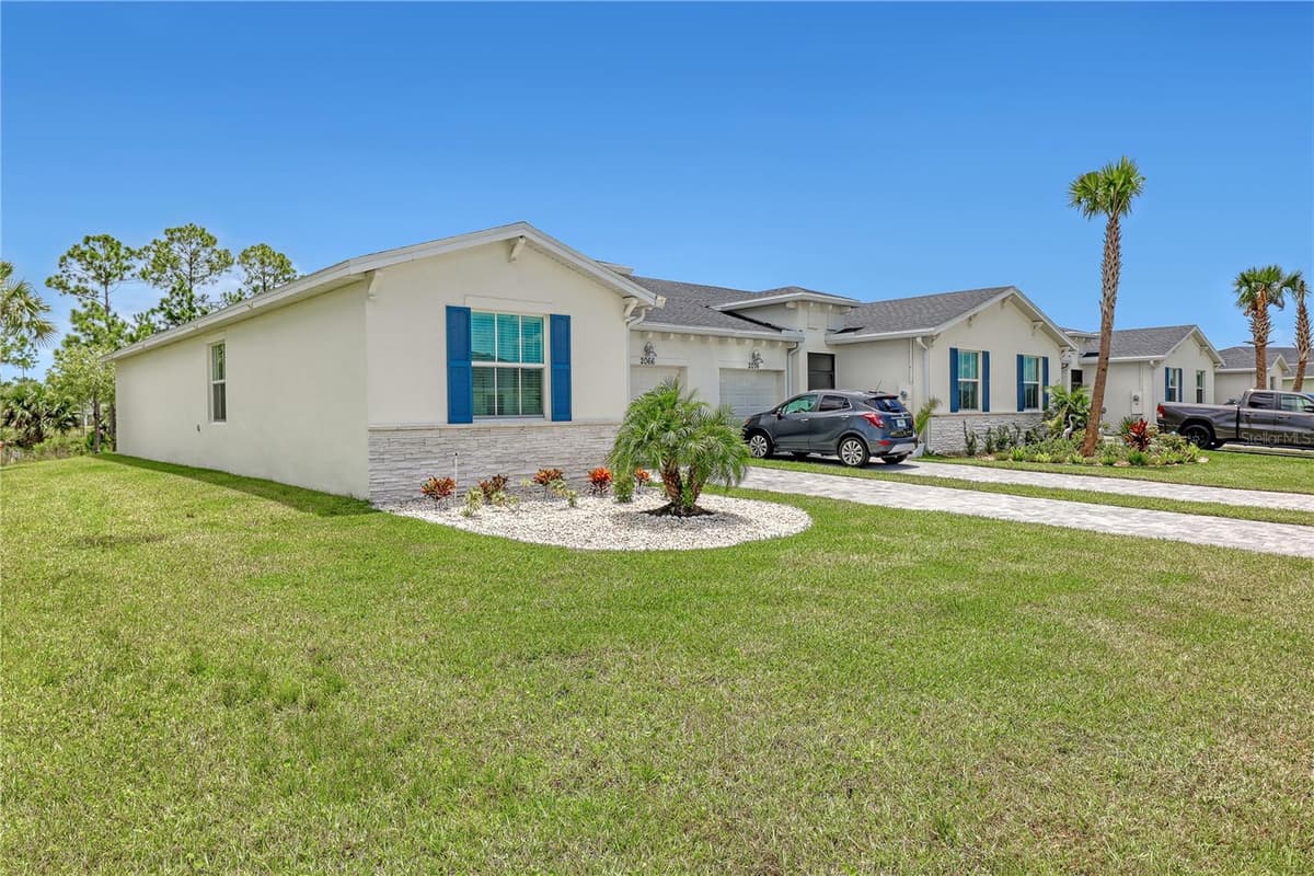 2066 CERULEAN DRIVE — photo 3 of 31