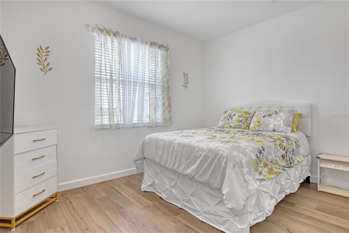 2066 CERULEAN DRIVE — photo 20 of 31