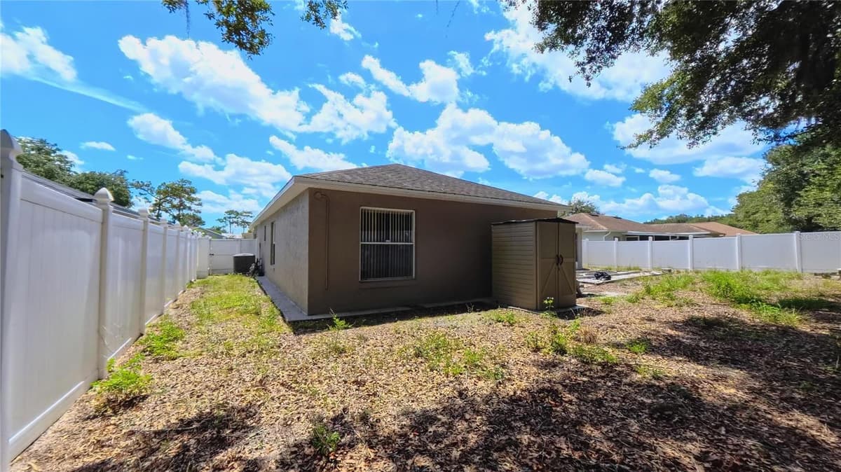 566 OAK BRANCH CIRCLE — photo 26 of 27