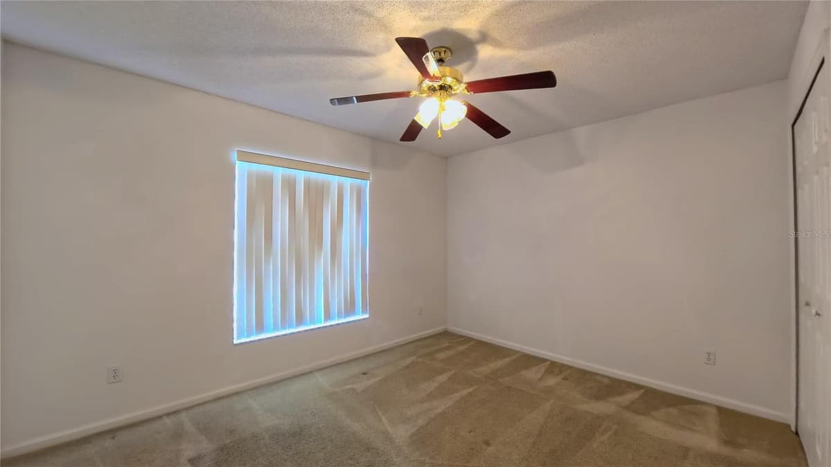 566 OAK BRANCH CIRCLE — photo 11 of 27