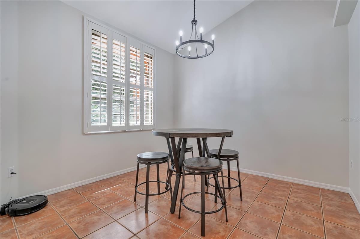 836 ELM FOREST DRIVE — photo 14 of 36