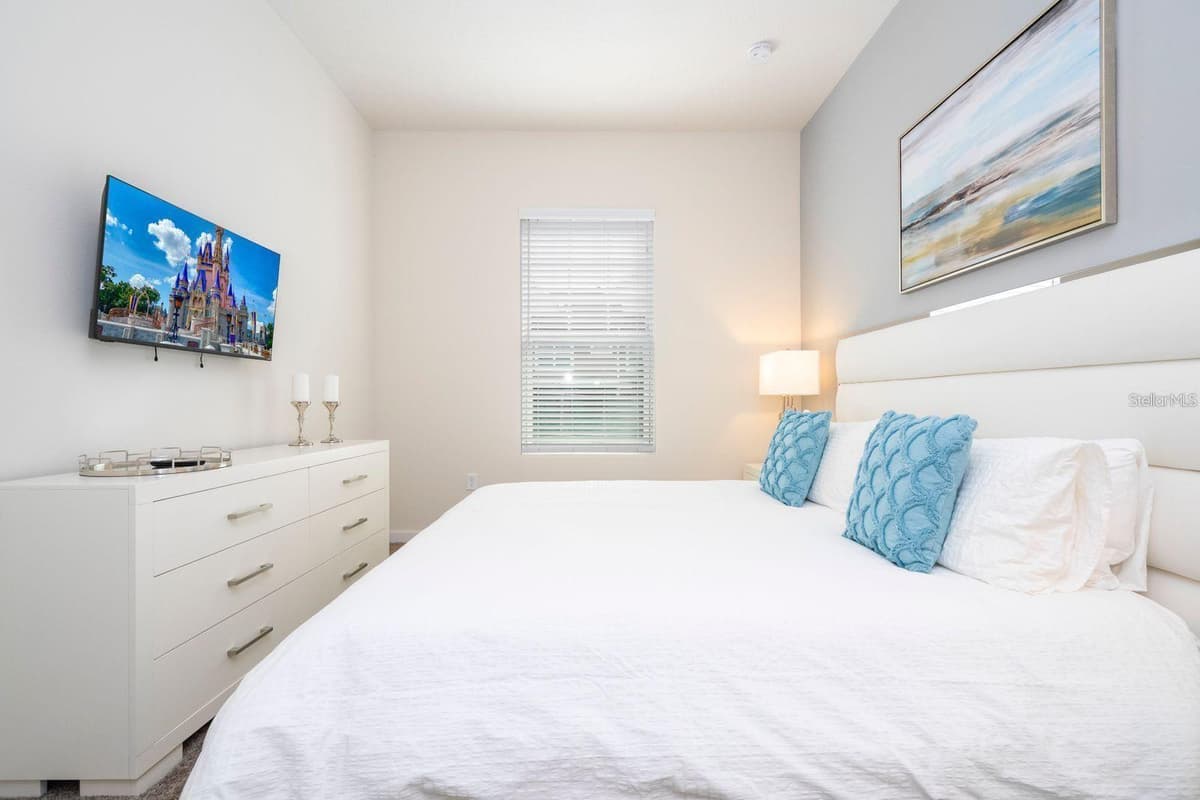 7512 SUNFLOWER CIRCLE — photo 44 of 57