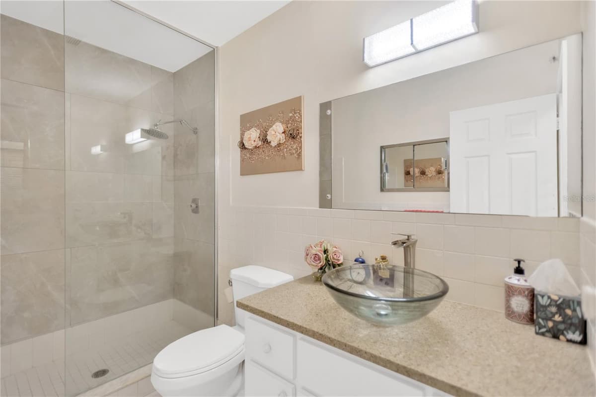2350 HAITIAN DRIVE — photo 18 of 32