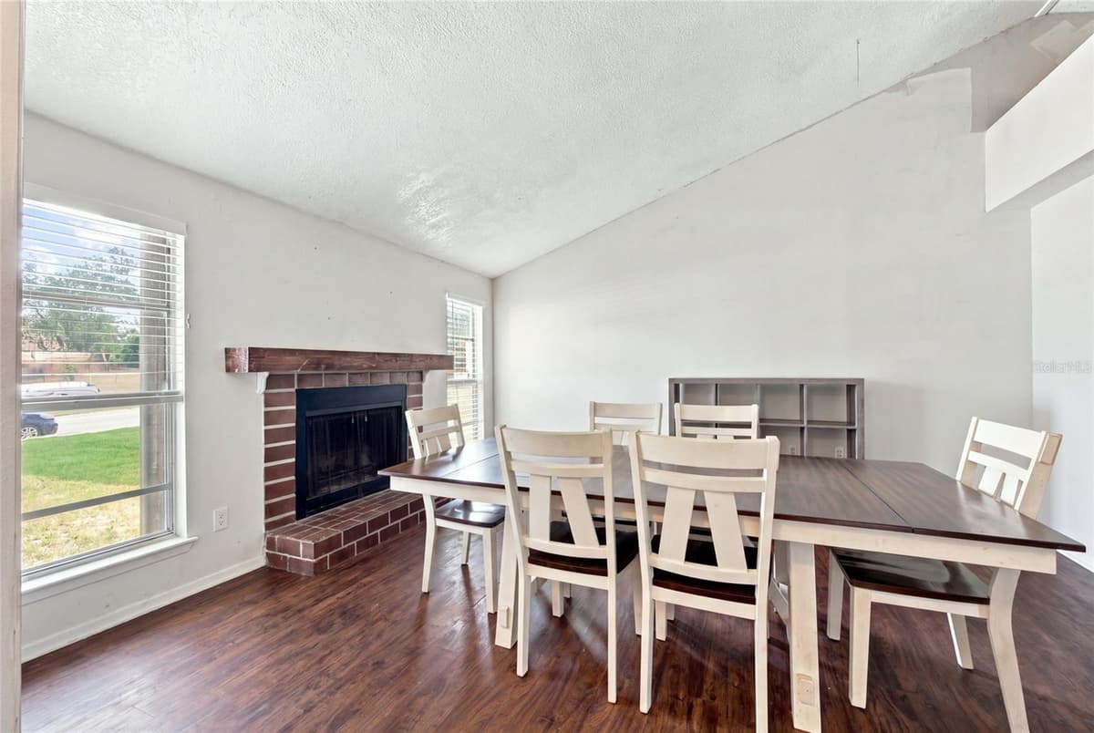 3135 CROSS FOX DRIVE — photo 12 of 34