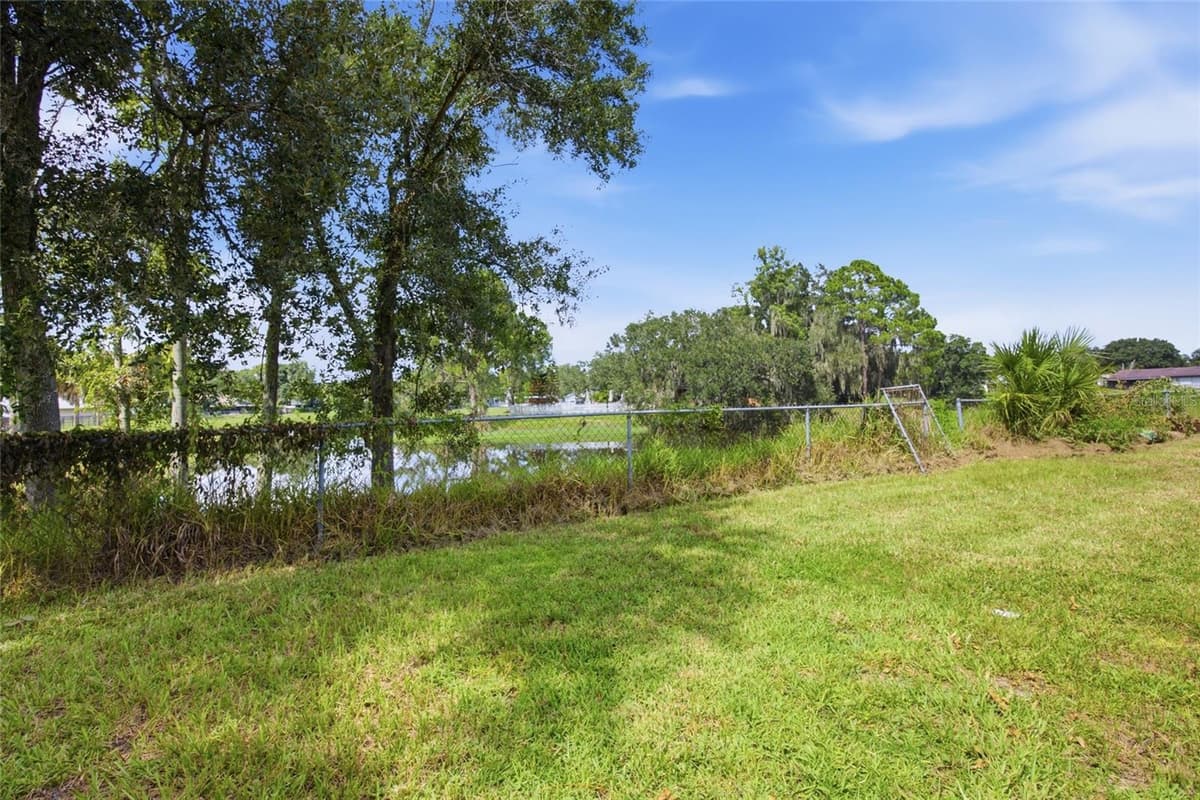 3135 CROSS FOX DRIVE — photo 31 of 34